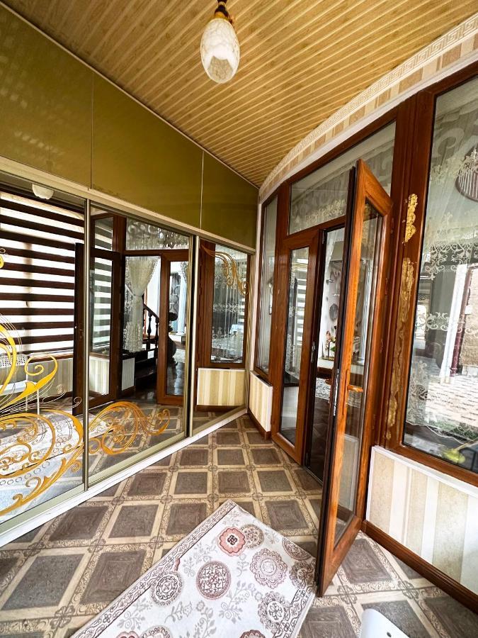 A Pousada Sultan Saray Osh Exterior foto