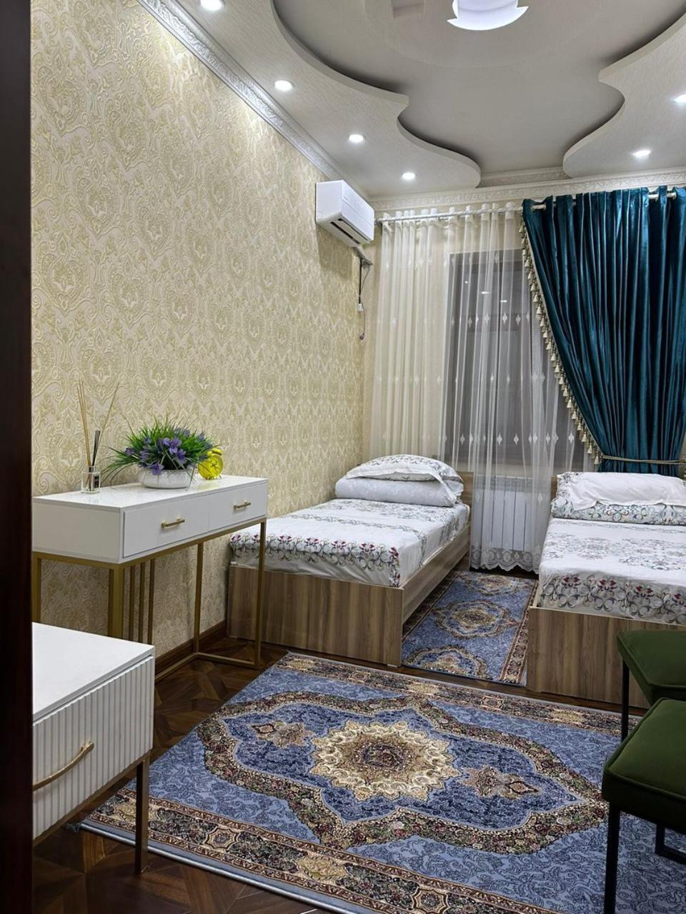 A Pousada Sultan Saray Osh Exterior foto