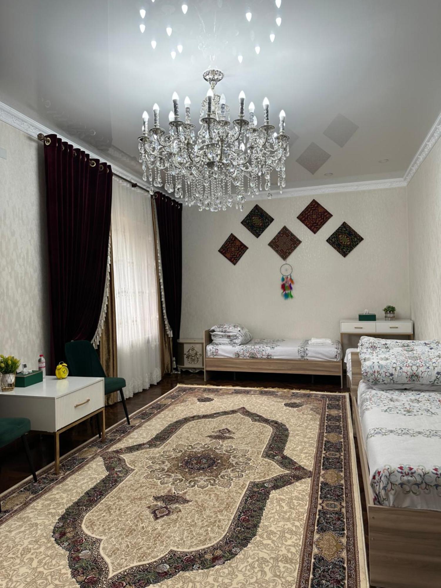 A Pousada Sultan Saray Osh Exterior foto