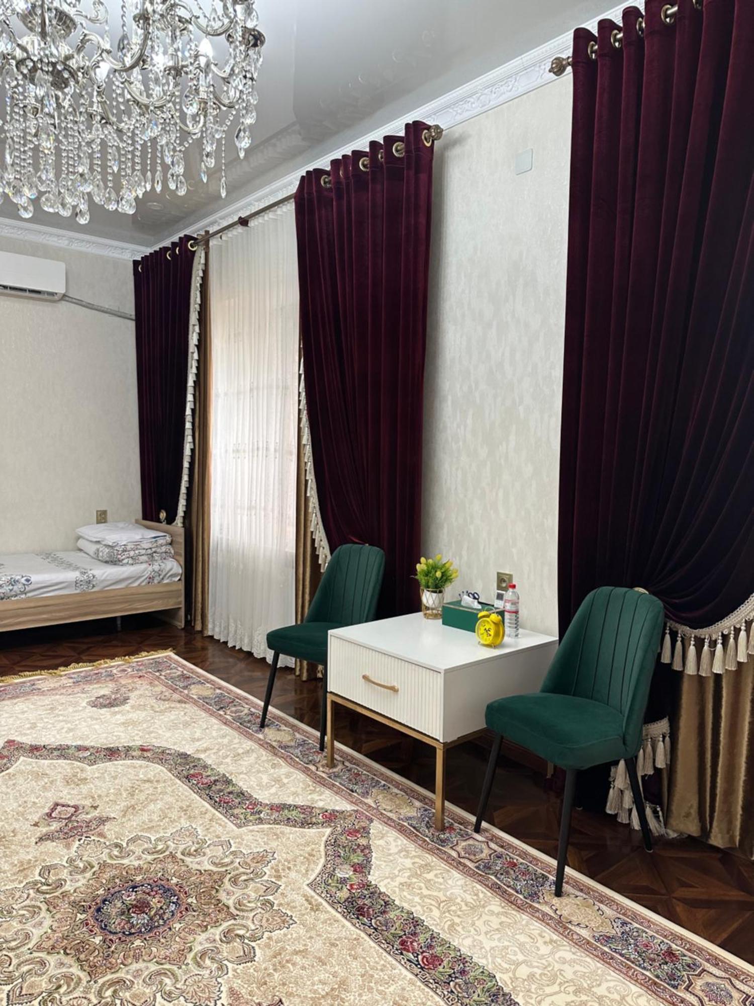 A Pousada Sultan Saray Osh Exterior foto